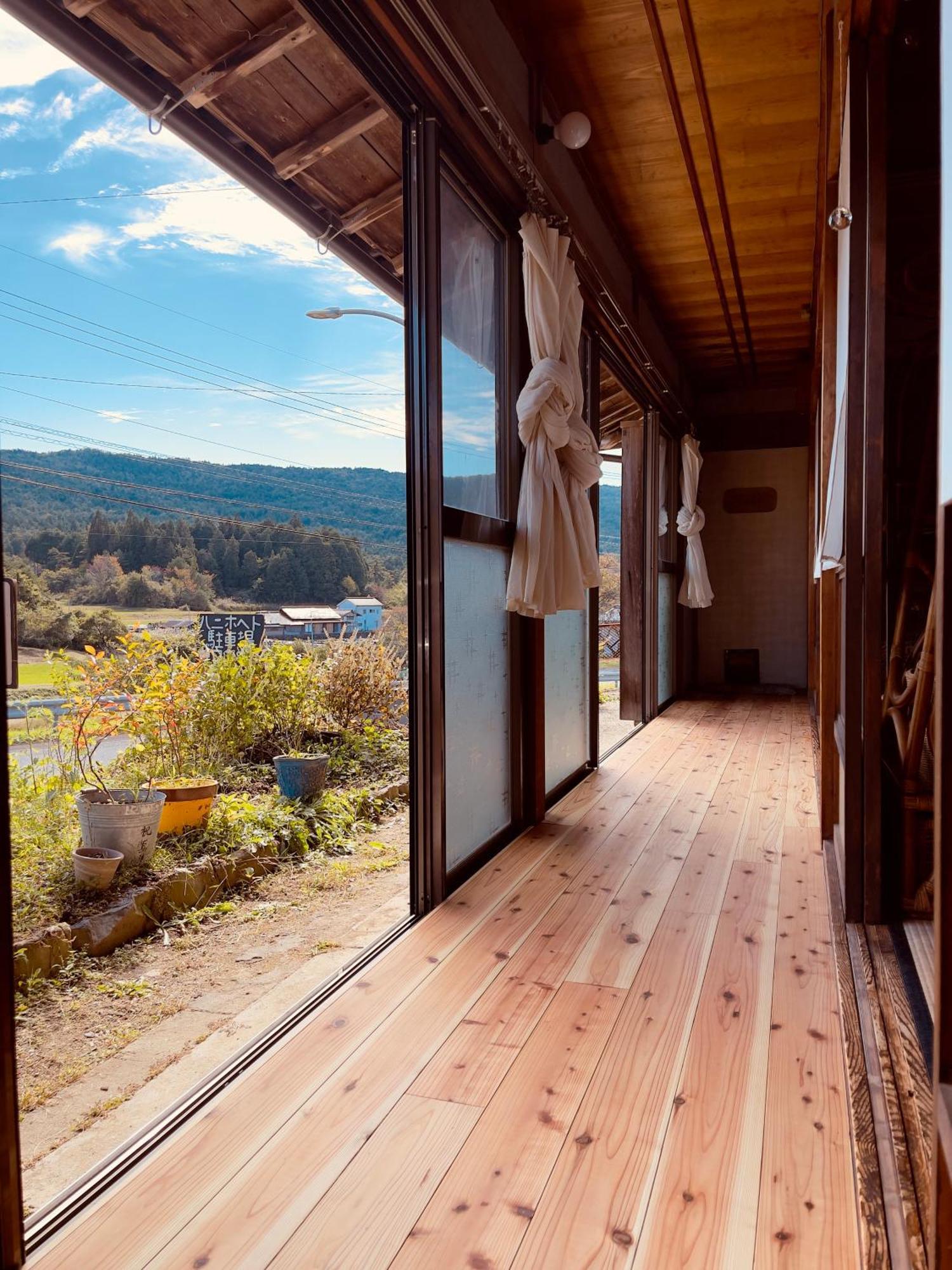 Homestay Hanihoheto Ena Exteriör bild